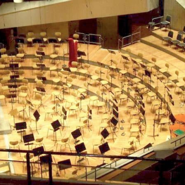 Berliner Philharmonie: großer Saal geschliffen und endbehandelt